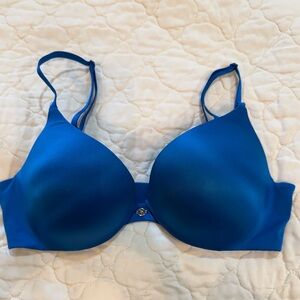 Victoria’s Secret Very Sexy So Obsessed push-up bra